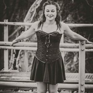 Meet your Posher, Emma